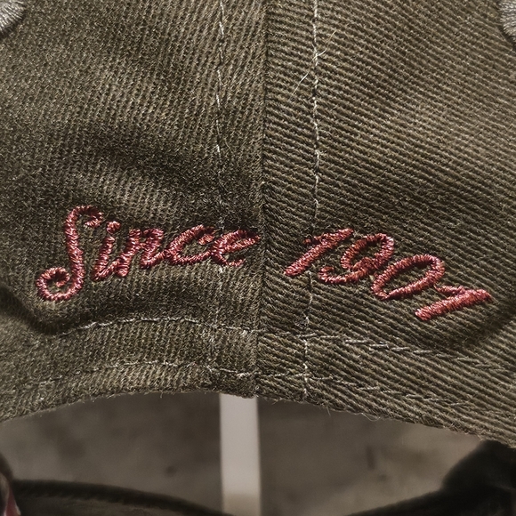 Indian Motorcycle Company Patch Logo Adjustable Strap Hat - Olive Green & Red - Picture 6 of 13